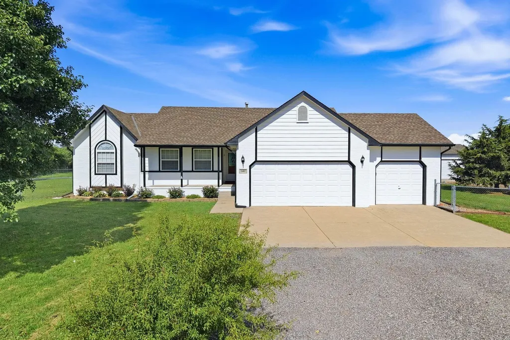 1405 N Broken Arrow Peck KS 67120