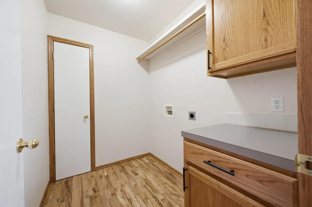 1405 N Broken Arrow Peck KS 67120