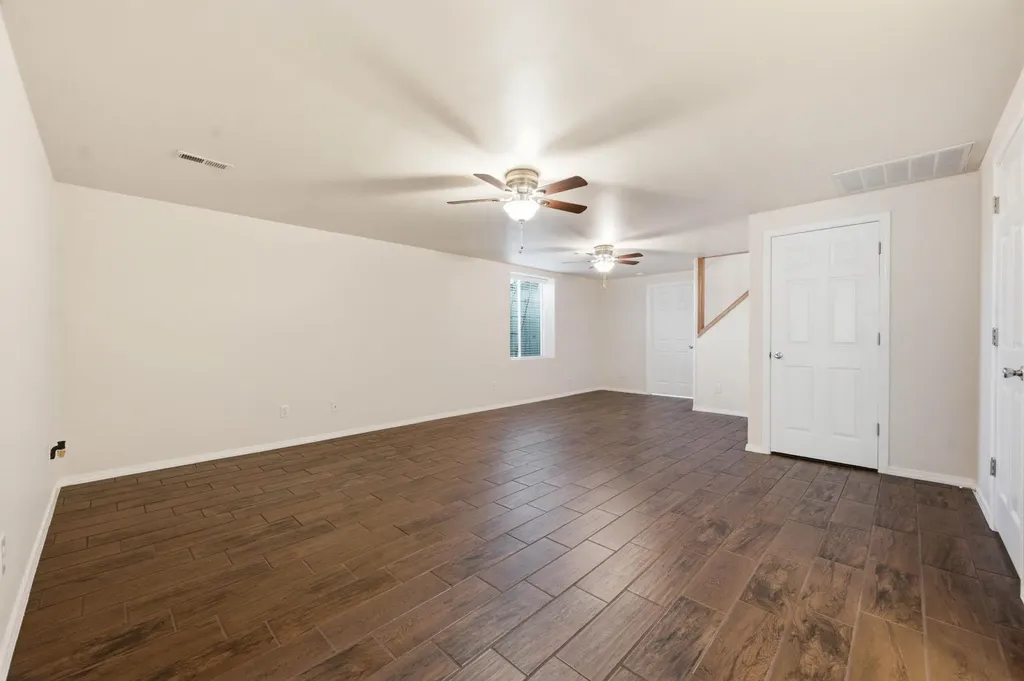 1405 N Broken Arrow Peck KS 67120