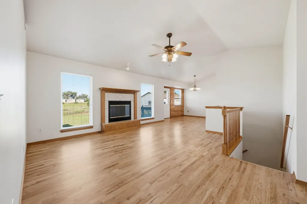 1405 N Broken Arrow Peck KS 67120