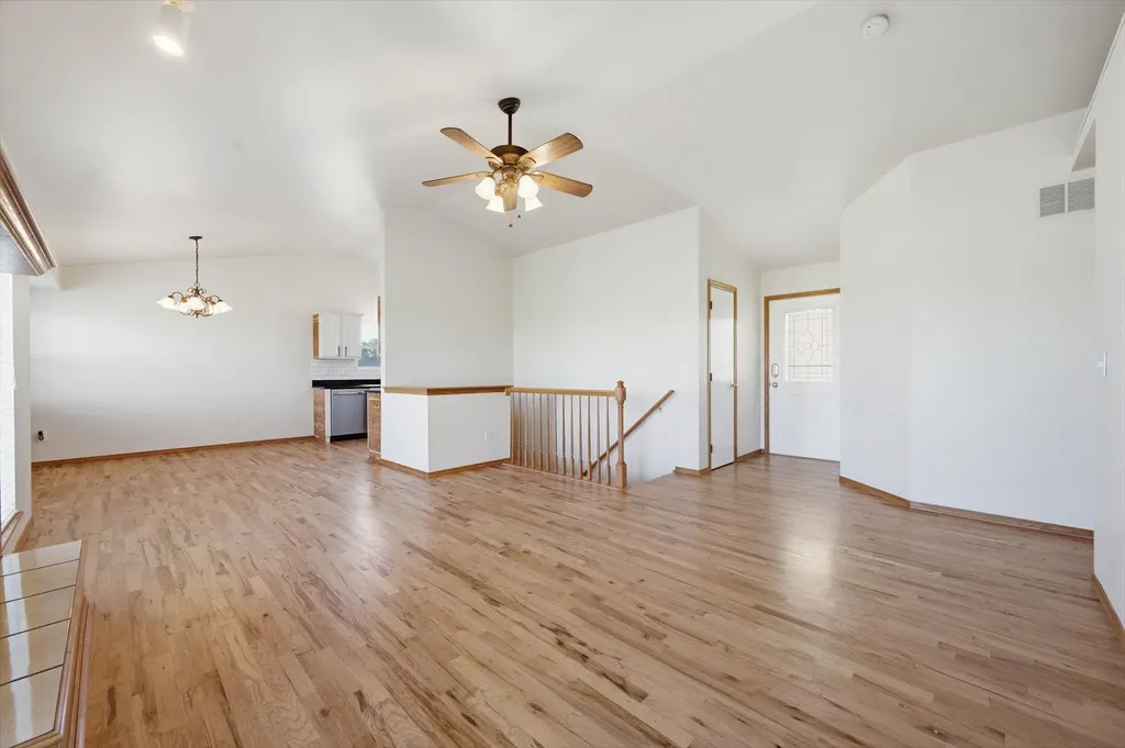 1405 N Broken Arrow Peck KS 67120