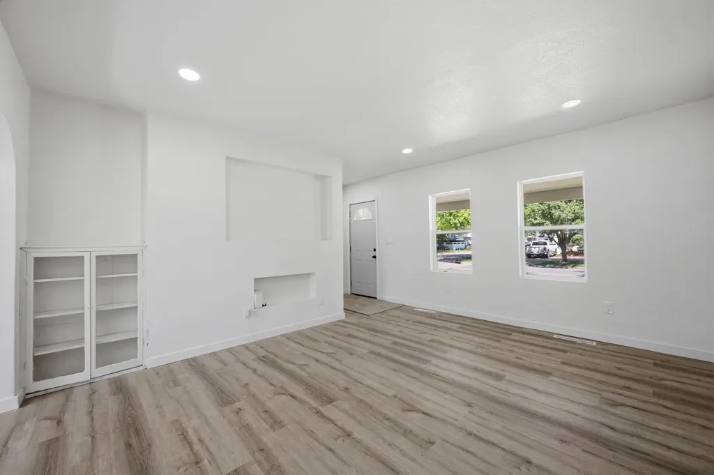 1901 S Emporia Avenue Wichita KS 67211