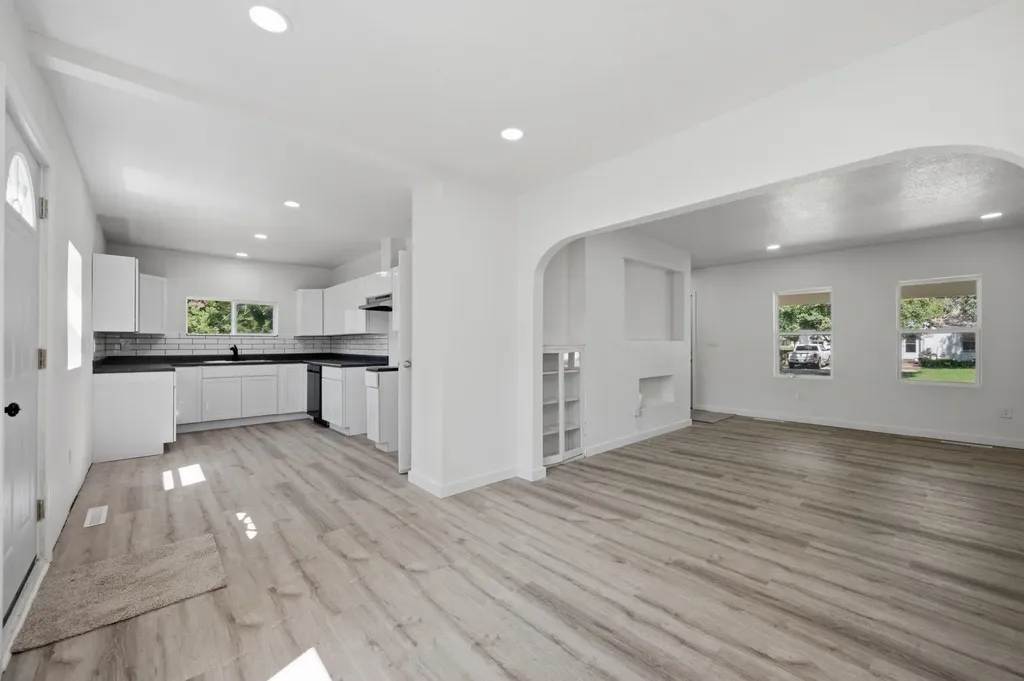 1901 S Emporia Avenue Wichita KS 67211