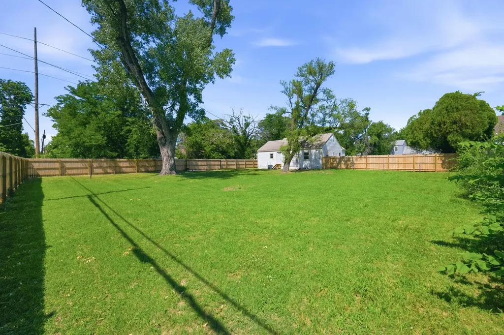 1901 S Emporia Avenue Wichita KS 67211