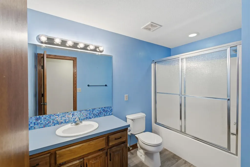 12211 W Texas Wichita KS 67235