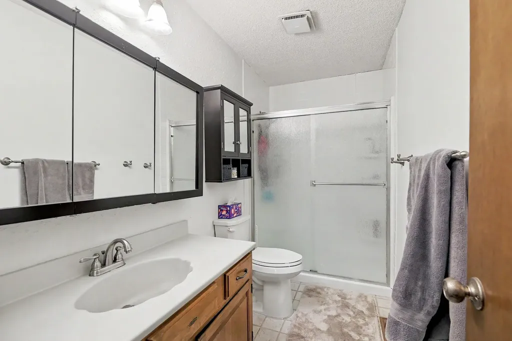 1824 S Longford Court Wichita KS 67207