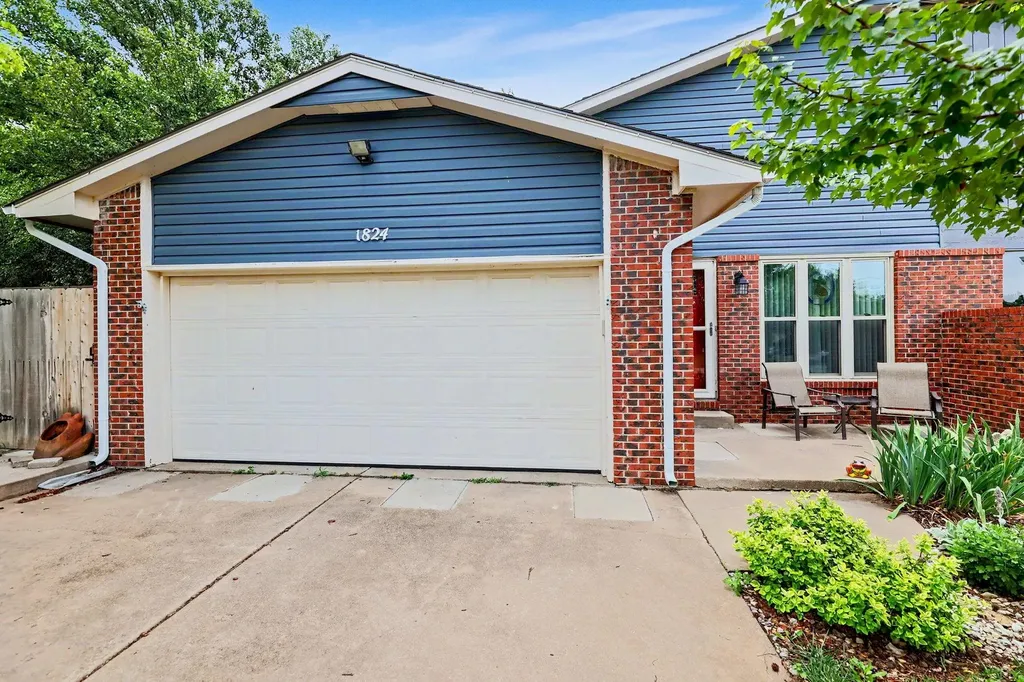 1824 S Longford Court Wichita KS 67207
