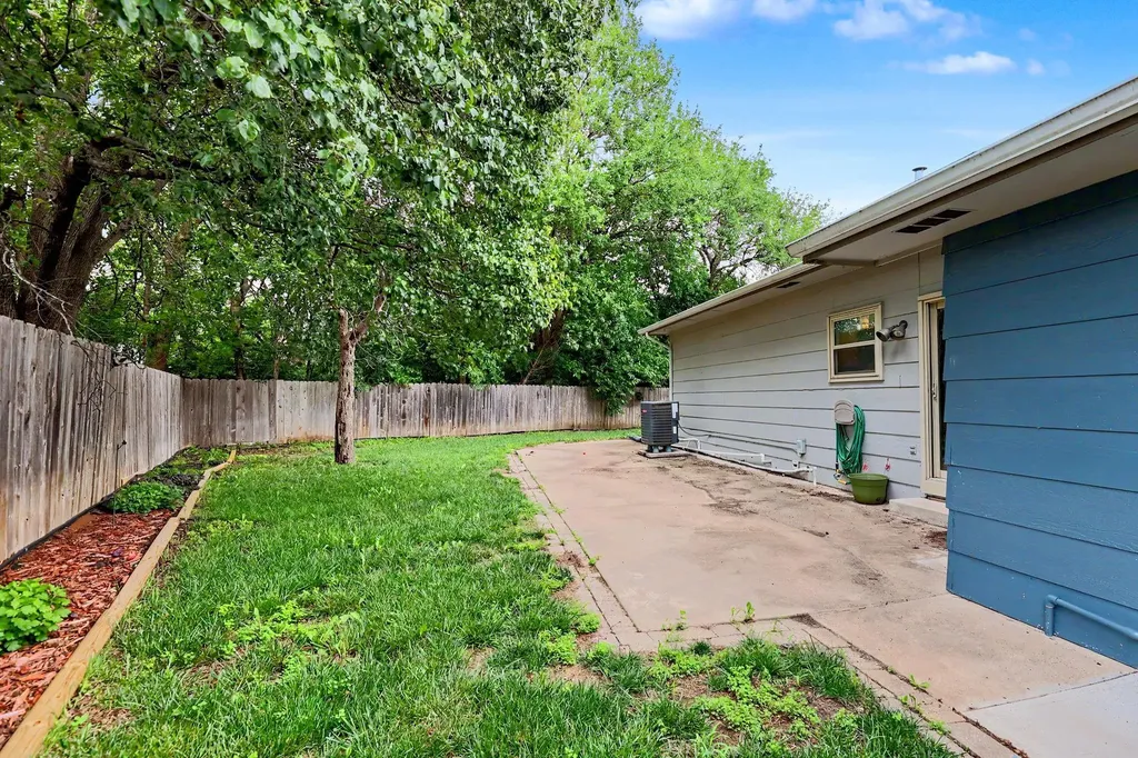 1824 S Longford Court Wichita KS 67207