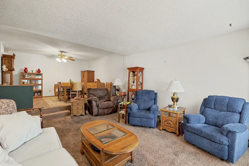 1824 S Longford Court Wichita KS 67207
