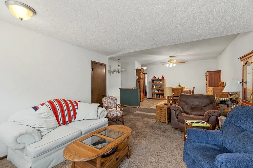 1824 S Longford Court Wichita KS 67207