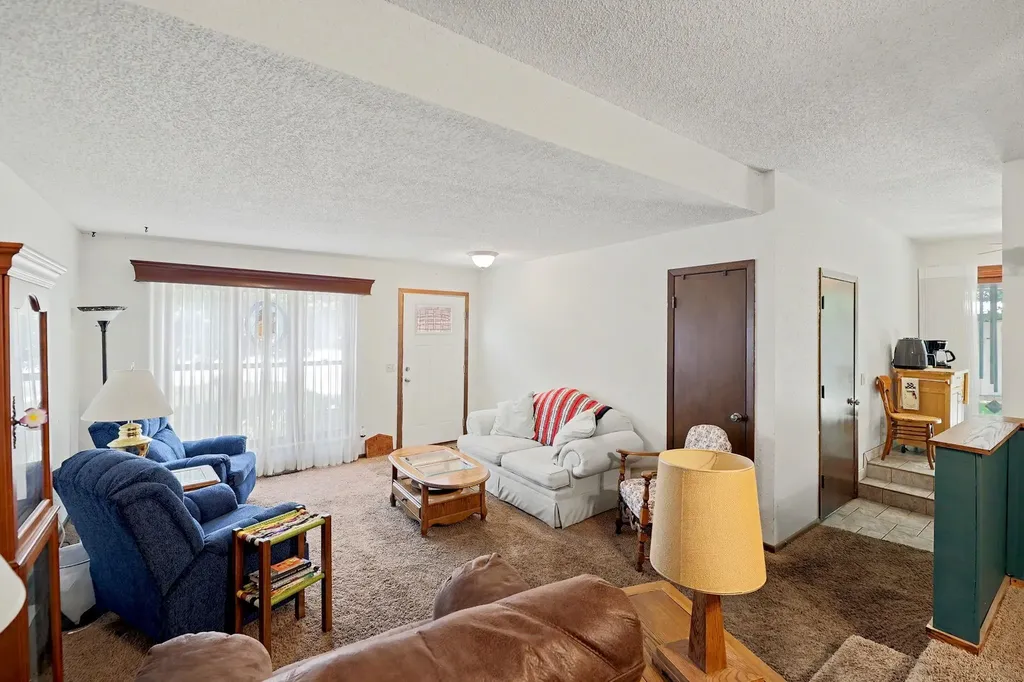 1824 S Longford Court Wichita KS 67207