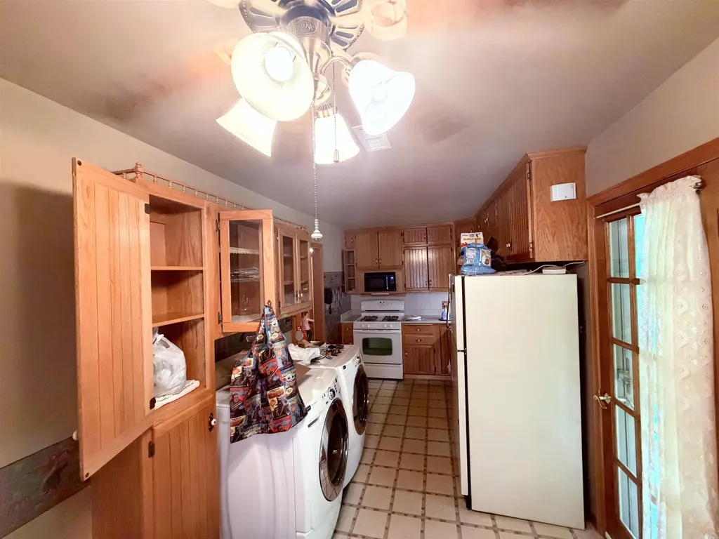 1022 S Cherry Street Wellington KS 67152