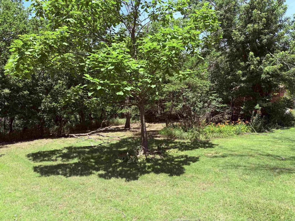 1022 S Cherry Street Wellington KS 67152