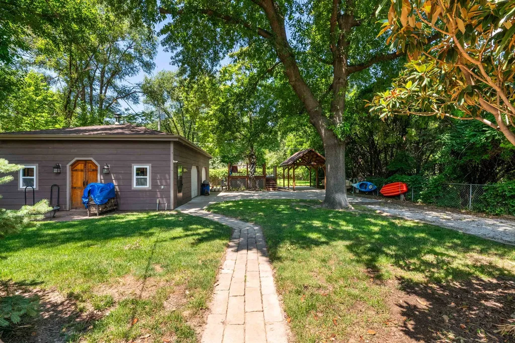 3111 N Porter Avenue Wichita KS 67204