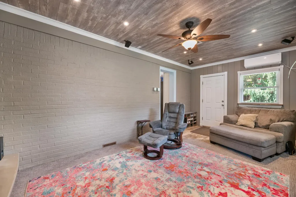 3111 N Porter Avenue Wichita KS 67204