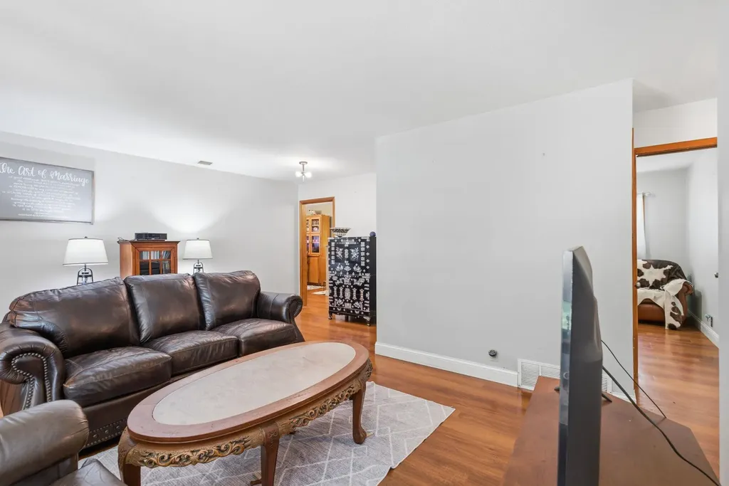 1302 W Fultz Street Wichita KS 67217-2472