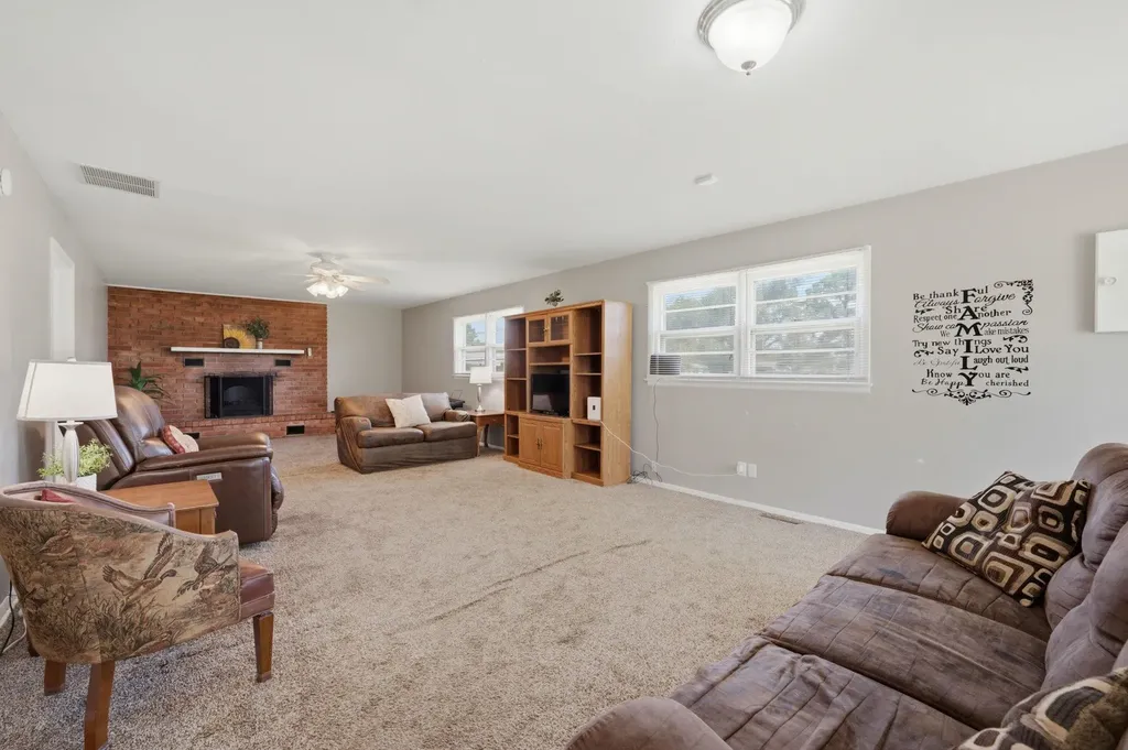 452 S Meadowhaven Street Wichita KS 67209