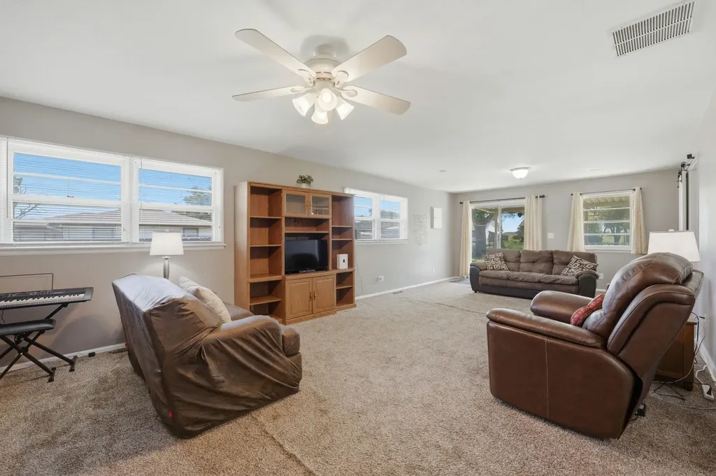 452 S Meadowhaven Street Wichita KS 67209