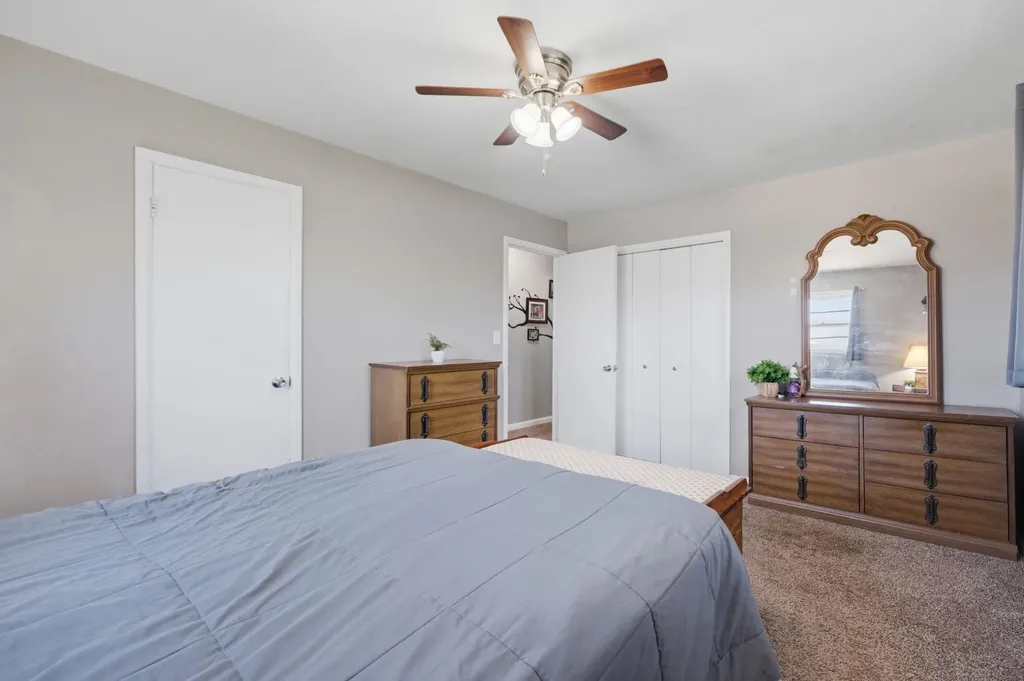 452 S Meadowhaven Street Wichita KS 67209