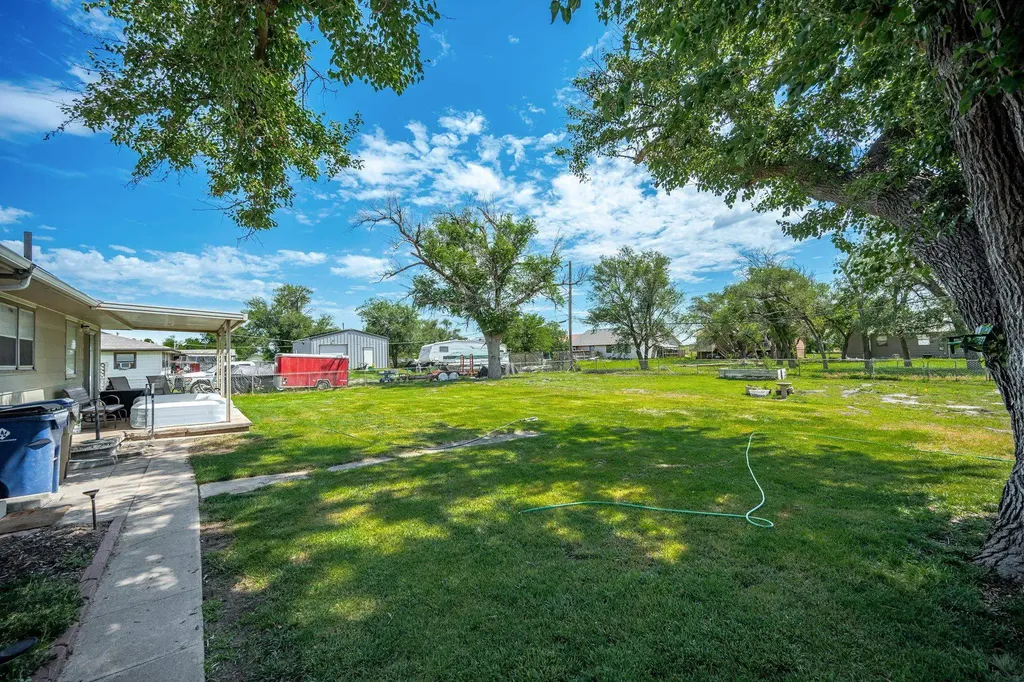452 S Meadowhaven Street Wichita KS 67209