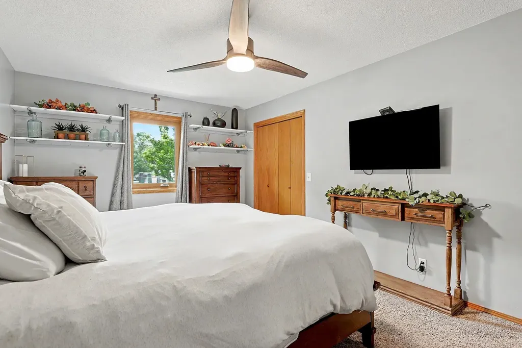 2425 N Amarado Street Wichita KS 67205