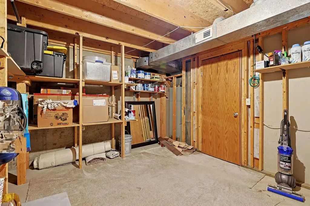 2425 N Amarado Street Wichita KS 67205