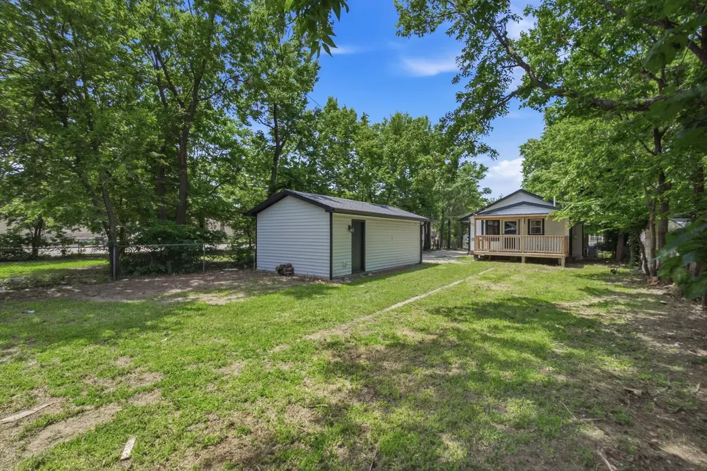 1226 S Lulu Wichita KS 67211