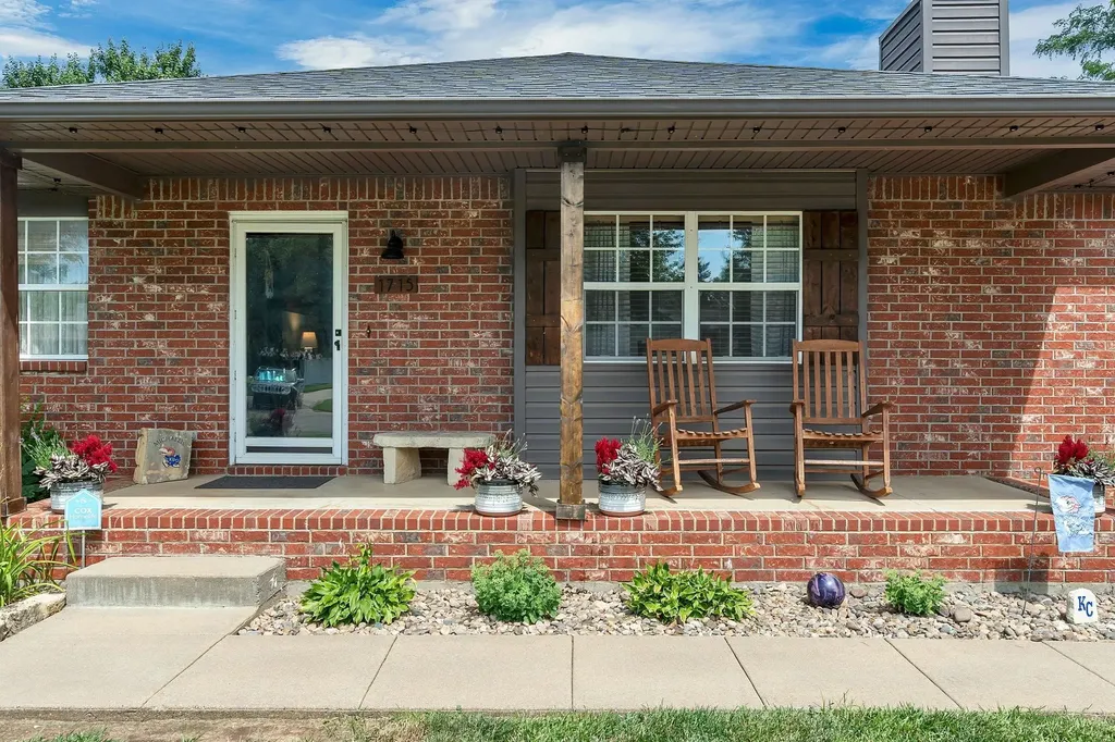 1715 Post Court El Dorado KS 67042