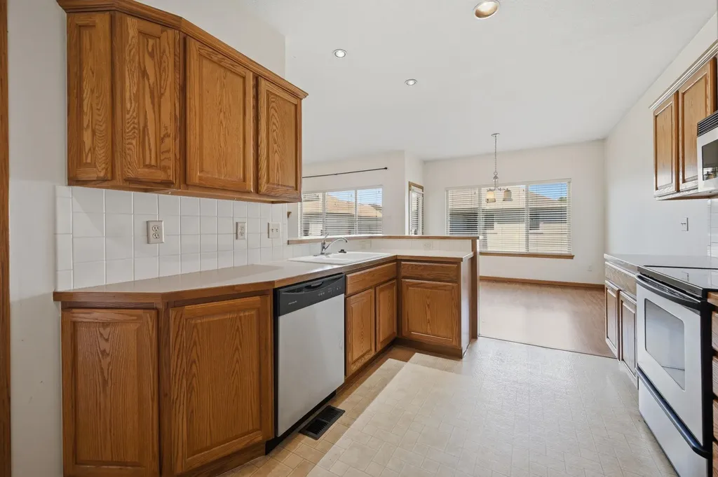 3410 N Sandplum Wichita KS 67205
