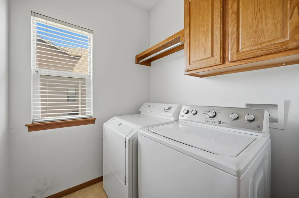 3410 N Sandplum Wichita KS 67205