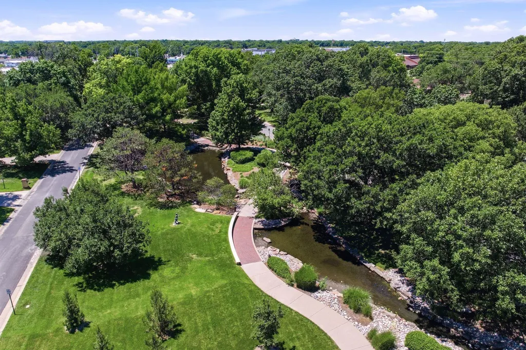16 S Lakeside Boulevard Wichita KS 67207