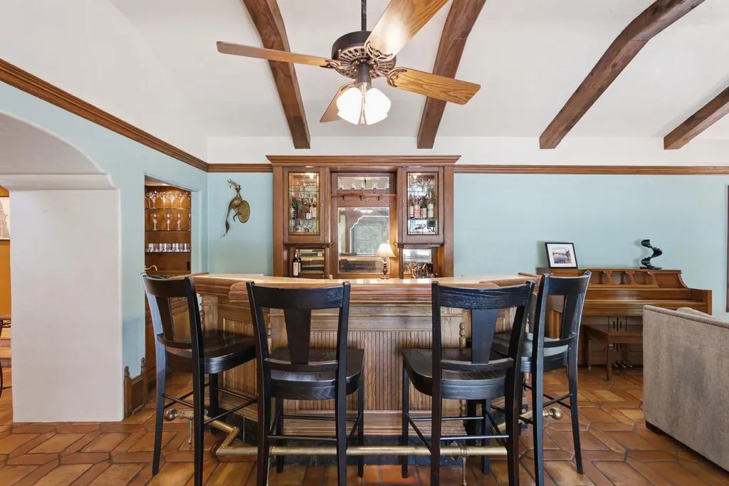 16 S Lakeside Boulevard Wichita KS 67207
