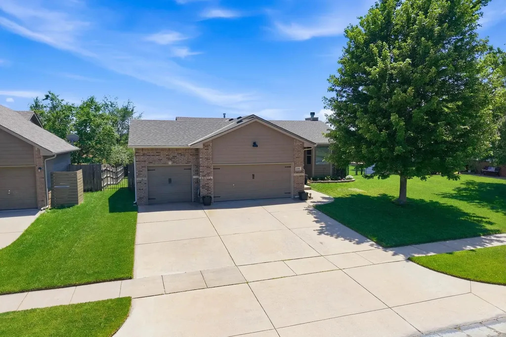 13701 W Lost Creek Street Wichita KS 67235