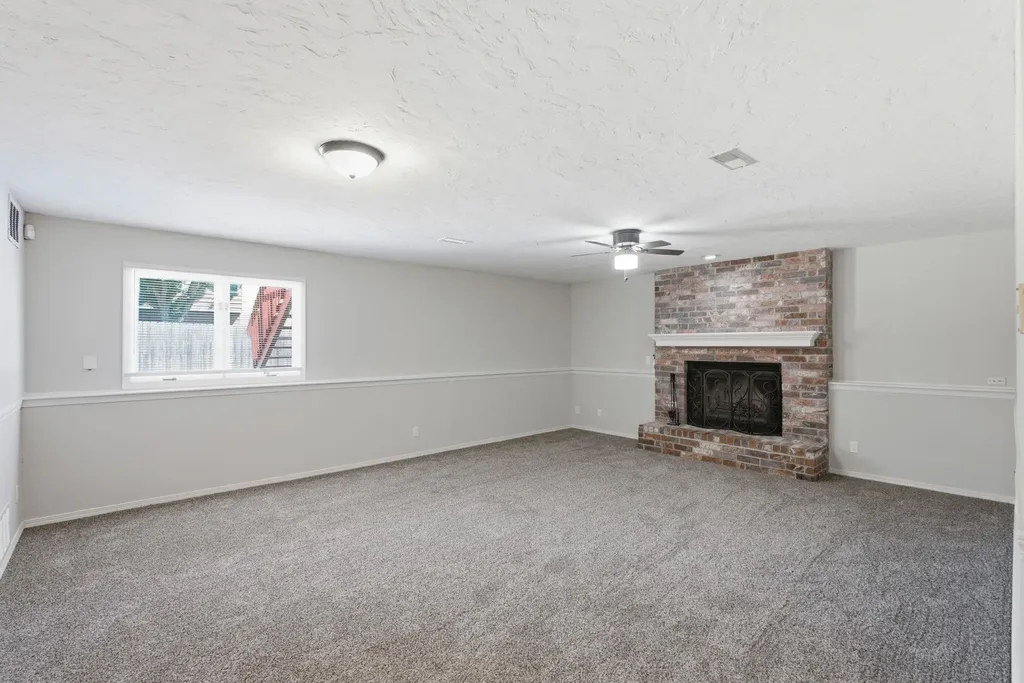 218 E Oak Meadows Road Derby KS 67037