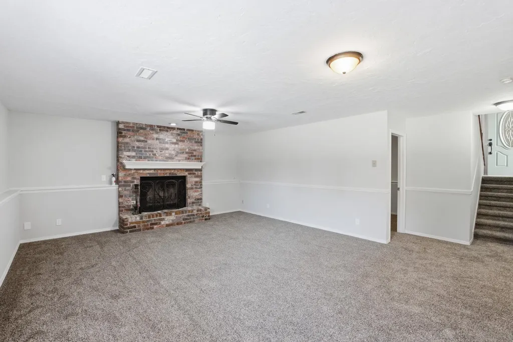 218 E Oak Meadows Road Derby KS 67037