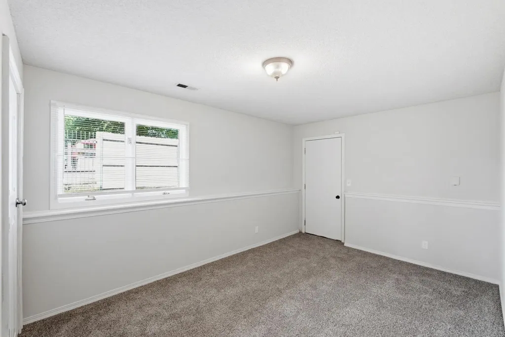 218 E Oak Meadows Road Derby KS 67037