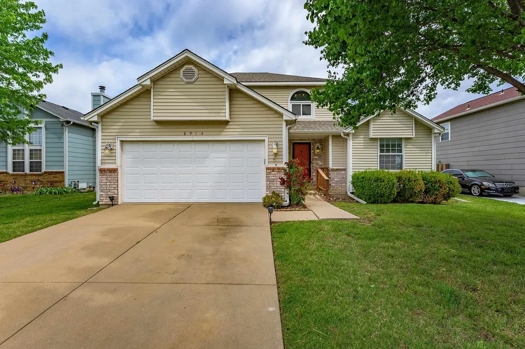 8914 E Cessna Street Wichita KS 67210-2400
