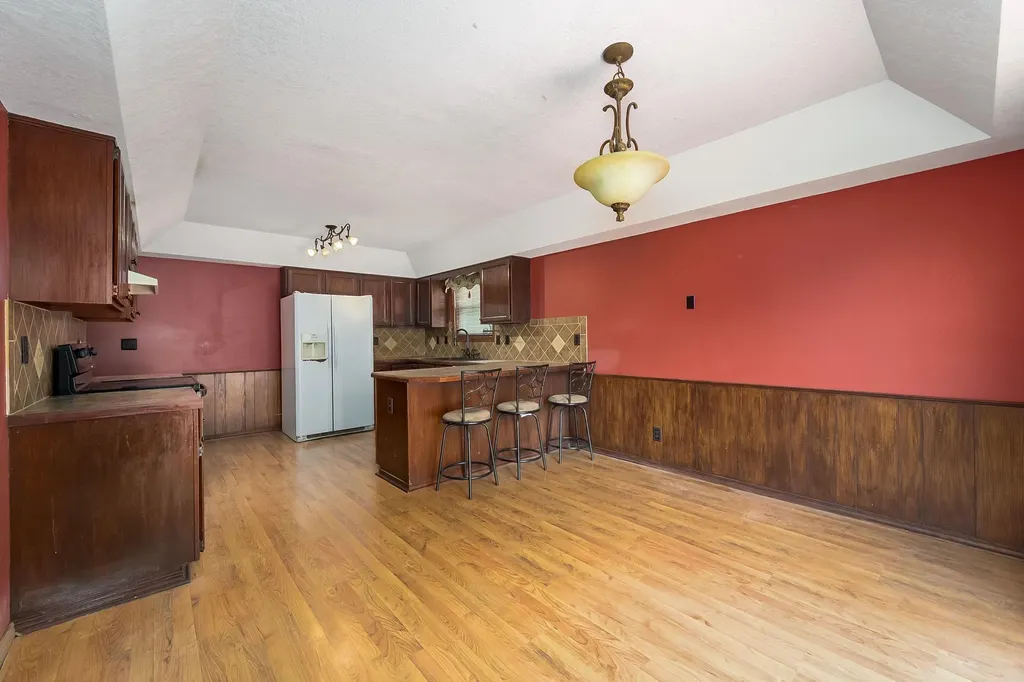 8914 E Cessna Street Wichita KS 67210-2400