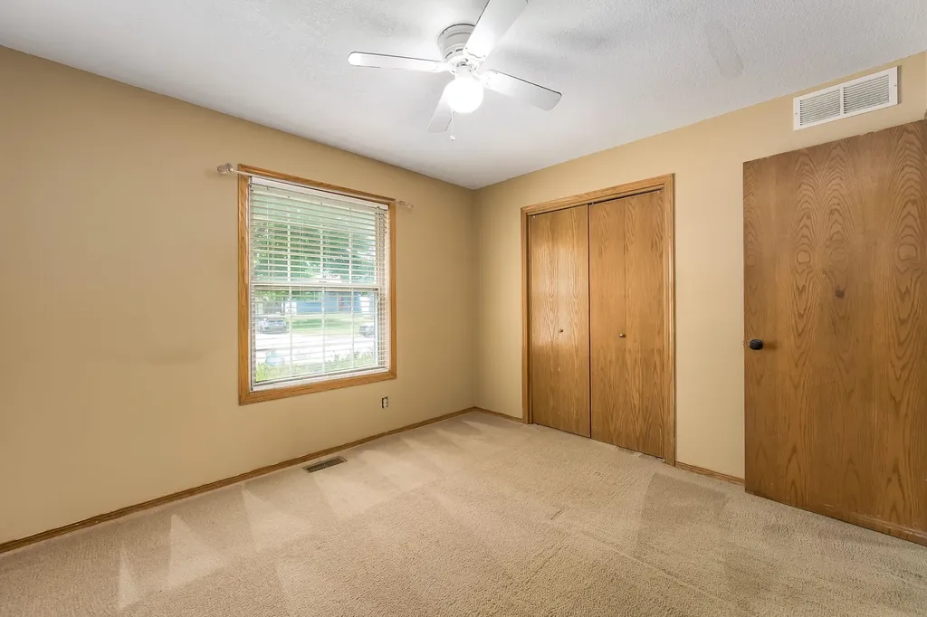 8914 E Cessna Street Wichita KS 67210-2400