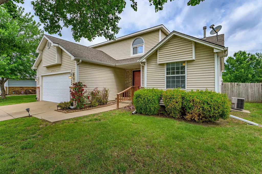 8914 E Cessna Street Wichita KS 67210-2400