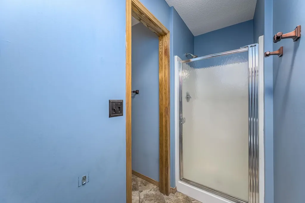 8914 E Cessna Street Wichita KS 67210-2400