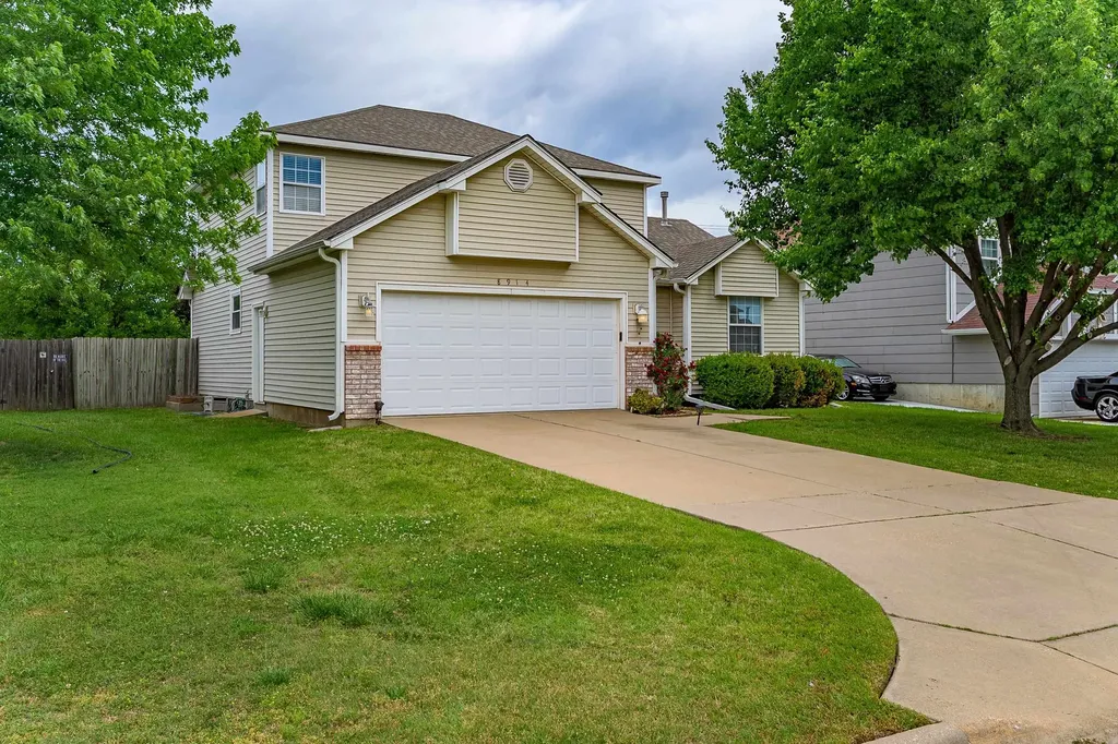 8914 E Cessna Street Wichita KS 67210-2400