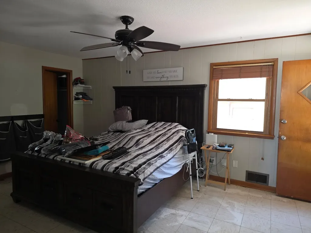 1407 E Crowley Street Wichita KS 67216