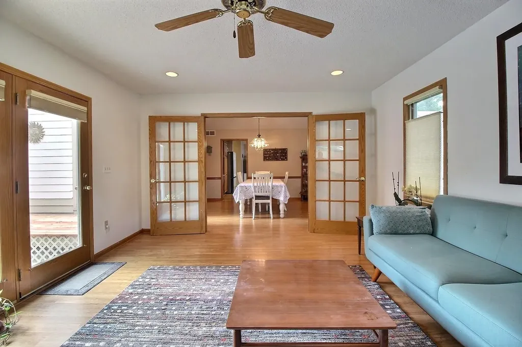 1842 N Valleyview Street Wichita KS 67212