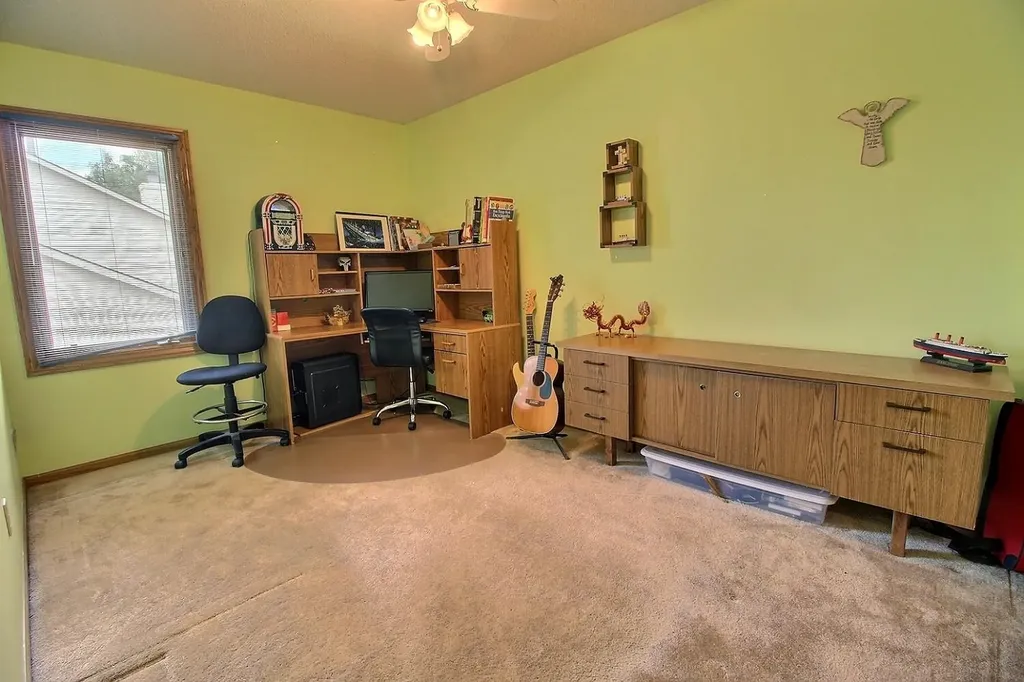 1842 N Valleyview Street Wichita KS 67212