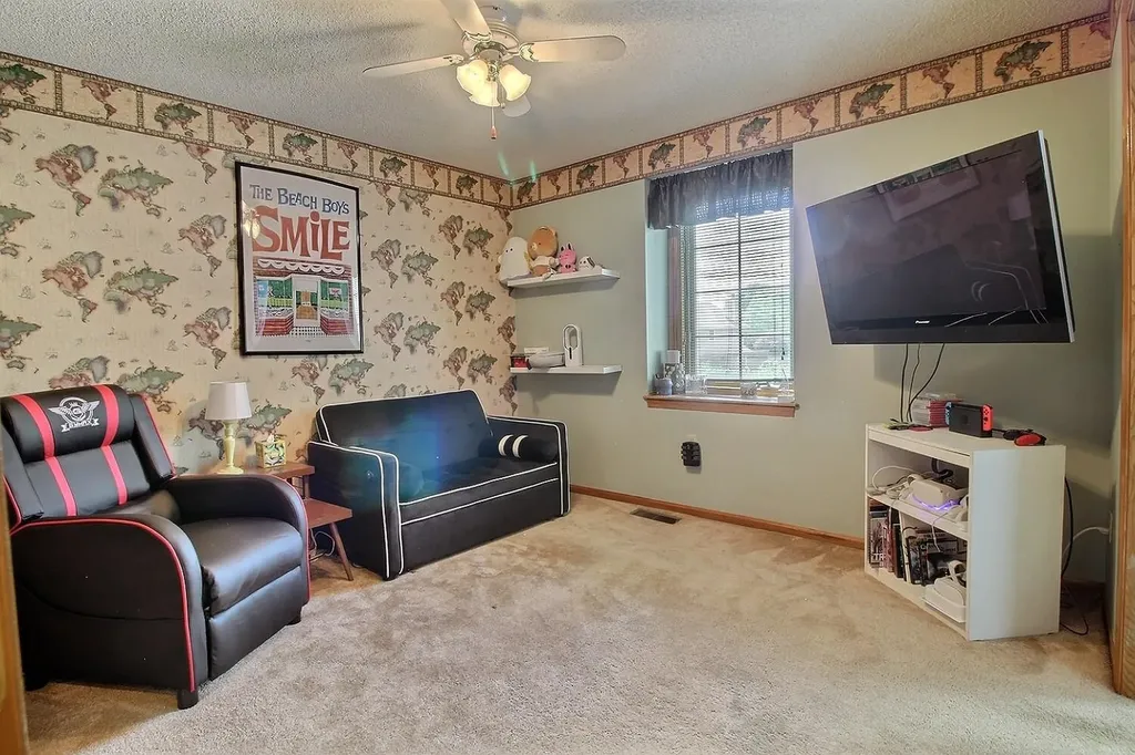 1842 N Valleyview Street Wichita KS 67212