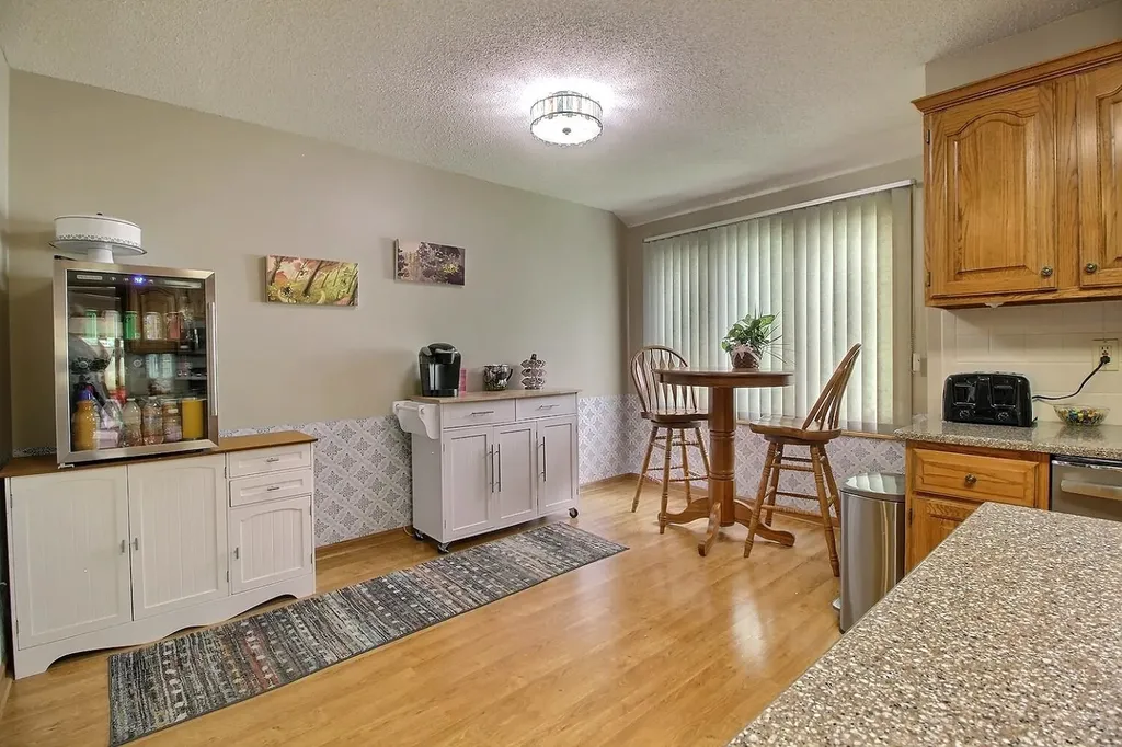 1842 N Valleyview Street Wichita KS 67212