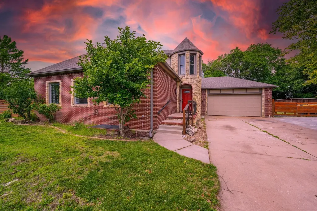 13911 E Bayley Circle Wichita KS 67230-9112