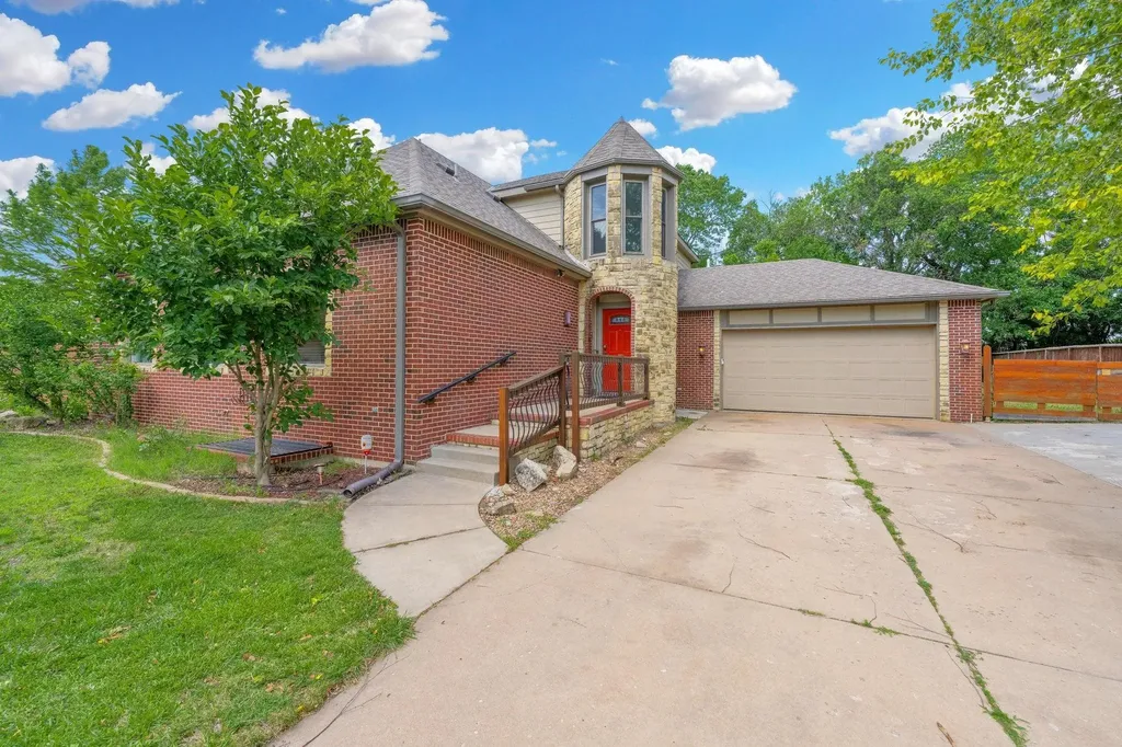 13911 E Bayley Circle Wichita KS 67230-9112