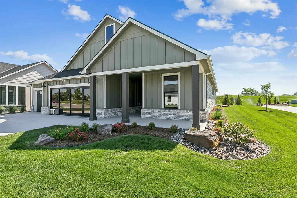 4534 N Sandkey Street Wichita KS 67204